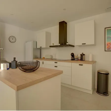 Pensión Maison De L'aiguillon 2*